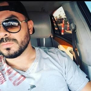 Meet your Posher, Roberto